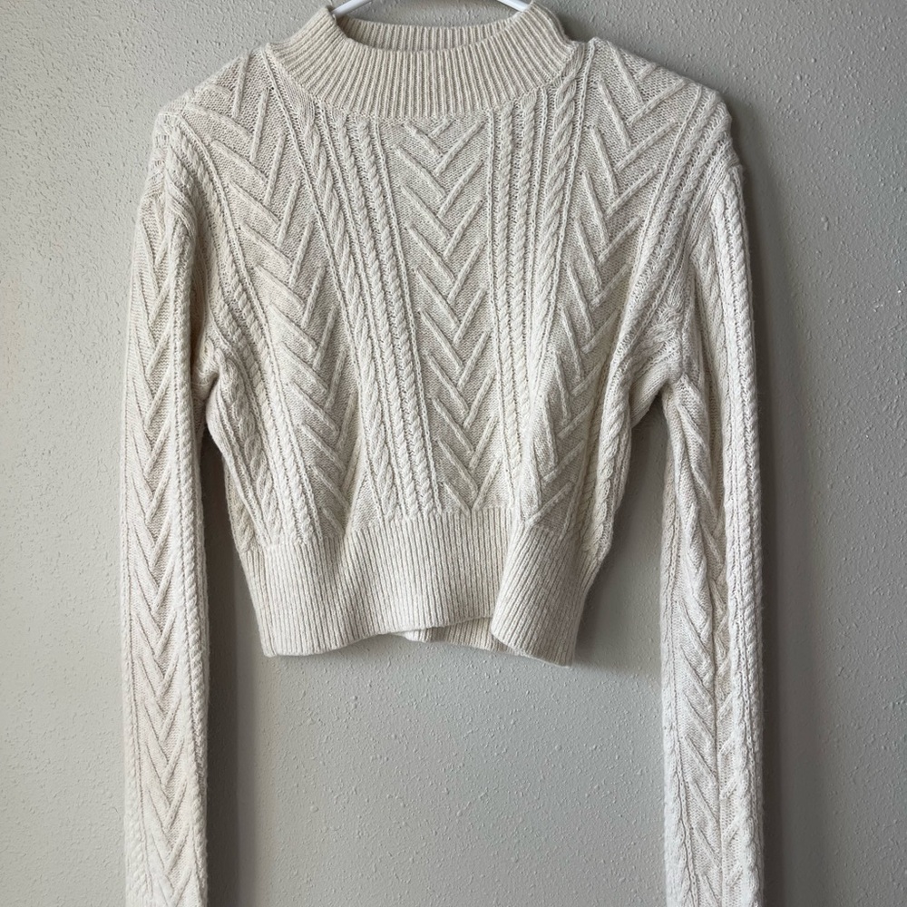 Elegant Chevron Knit Sweater in Cream